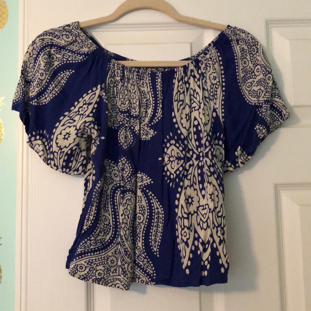 Off the Shoulder Top - Picture 2 of 3
